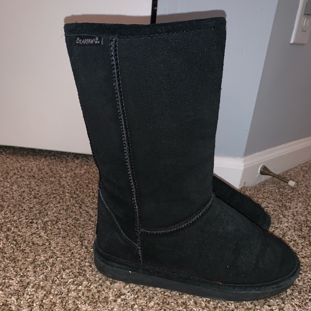 Black Bearpaw boots size 6